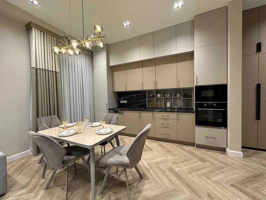 Сдаётся 2ком квартира на  Шайхантахурском р-н  ор-н Дружба народов