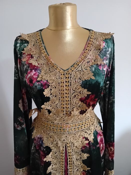 Rochie model oriental,  marimea L