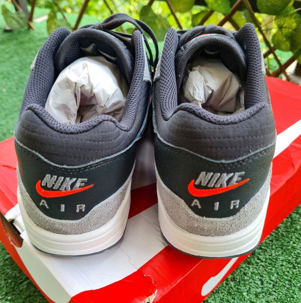 Nike Air Max 1 Premium Нови
42.5номер