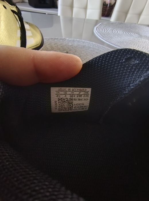 Бутонки adidas 36 и 2/3