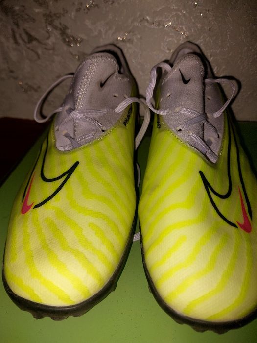 Nike fantom butsi