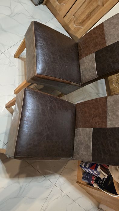 Set 2 scaune de living