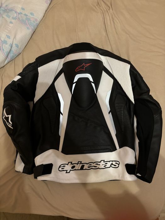 Яке alpinestars 52