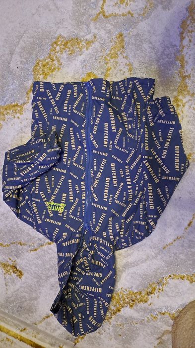 Продам ветровку для мальчика