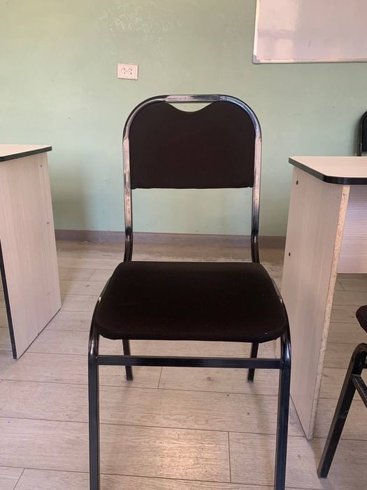 Parta  stullar sotiladi