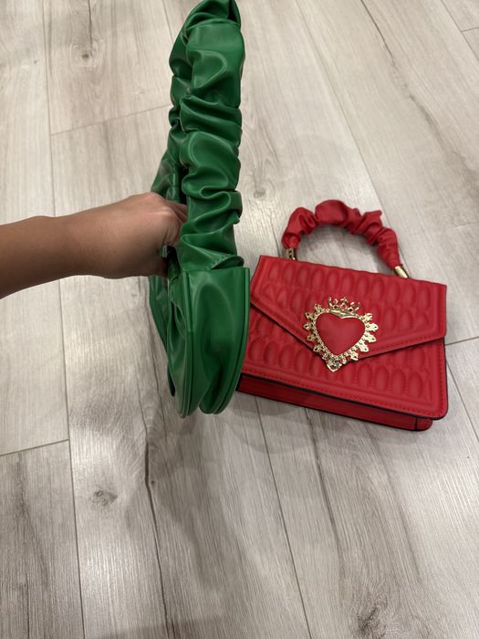 Чанти по 10лв в различен цвят