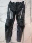 Pantaloni moto piele