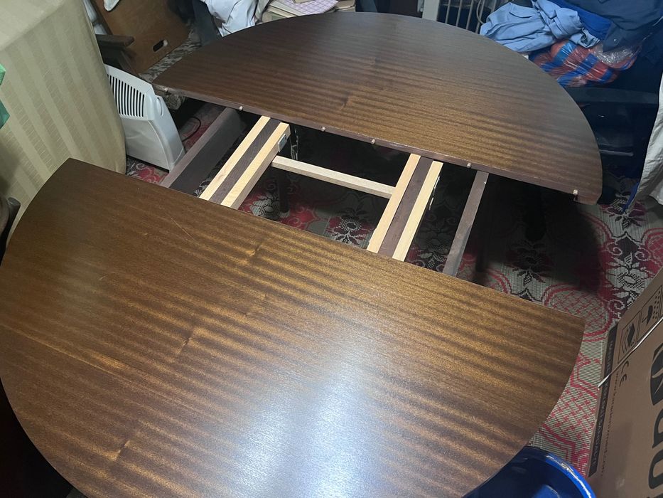 Маса масивна разтегателна