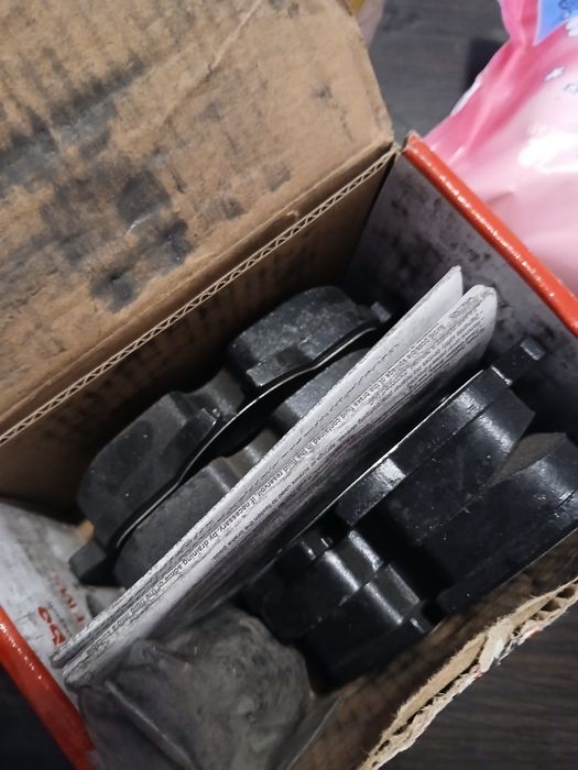 Vând Controller Joystick navigație BMW și un set plăcute frana