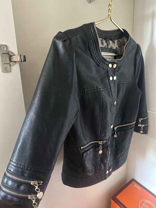 Продам кожанную куртку