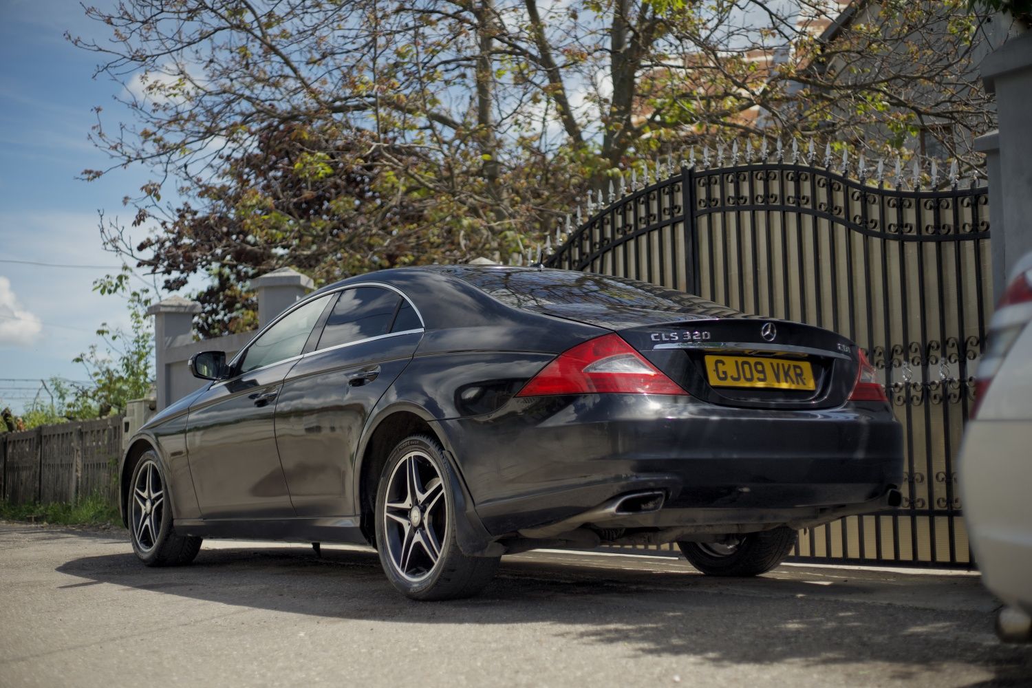 Dezmembrez Mercedes CLS W219 stopuri led turbo perna debitmetru far ar