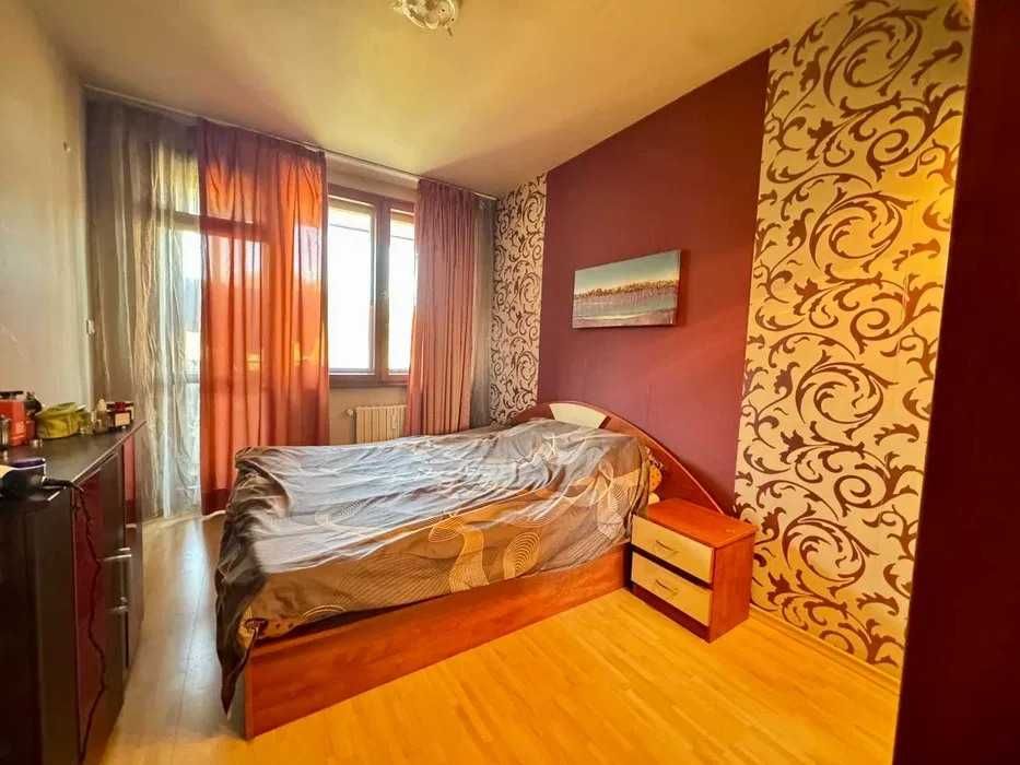 Продава двустаен кв. Гоце Делчев - София