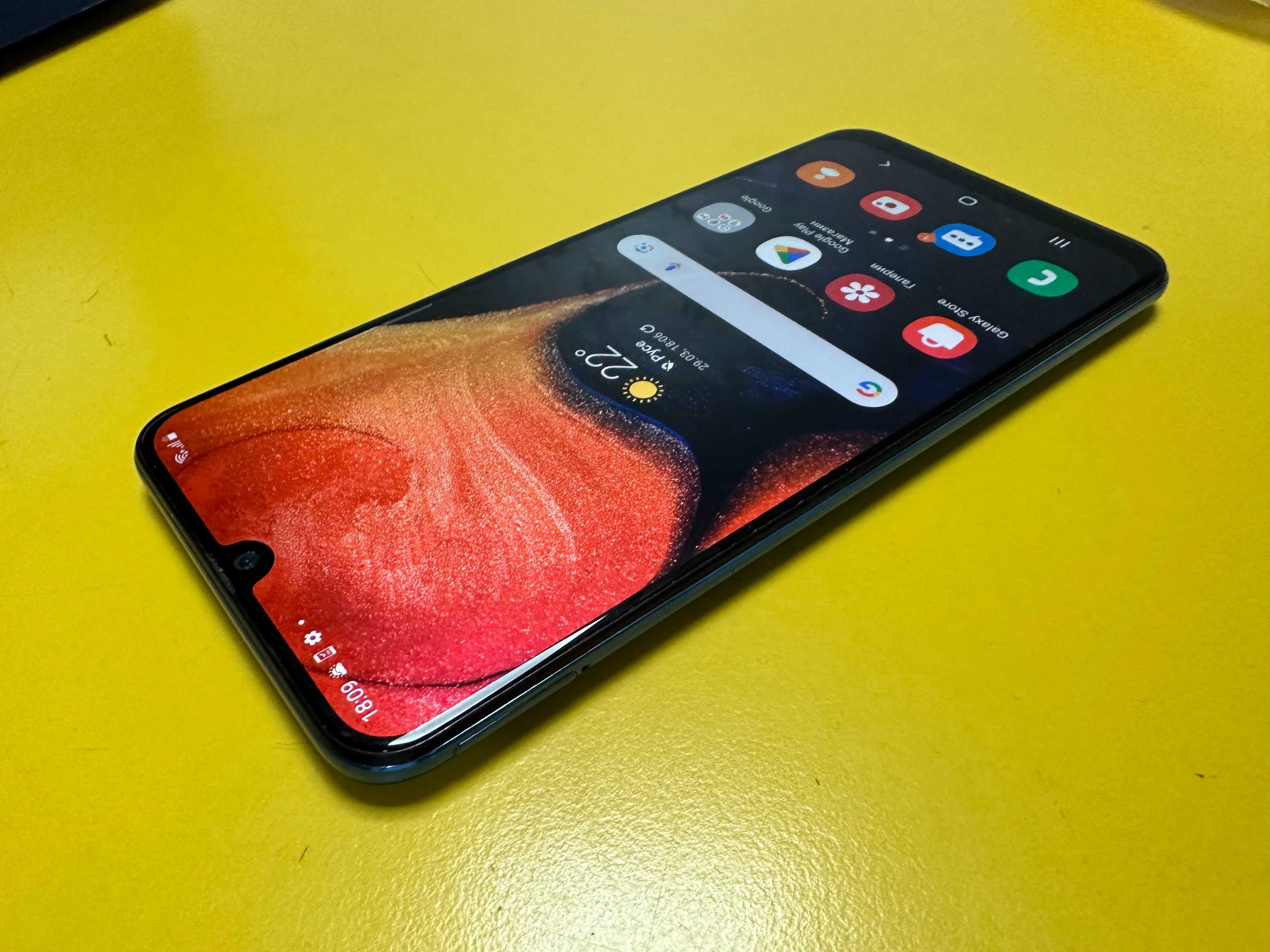 Смартфон Samsung Galaxy A50 128GB 4GB RAM