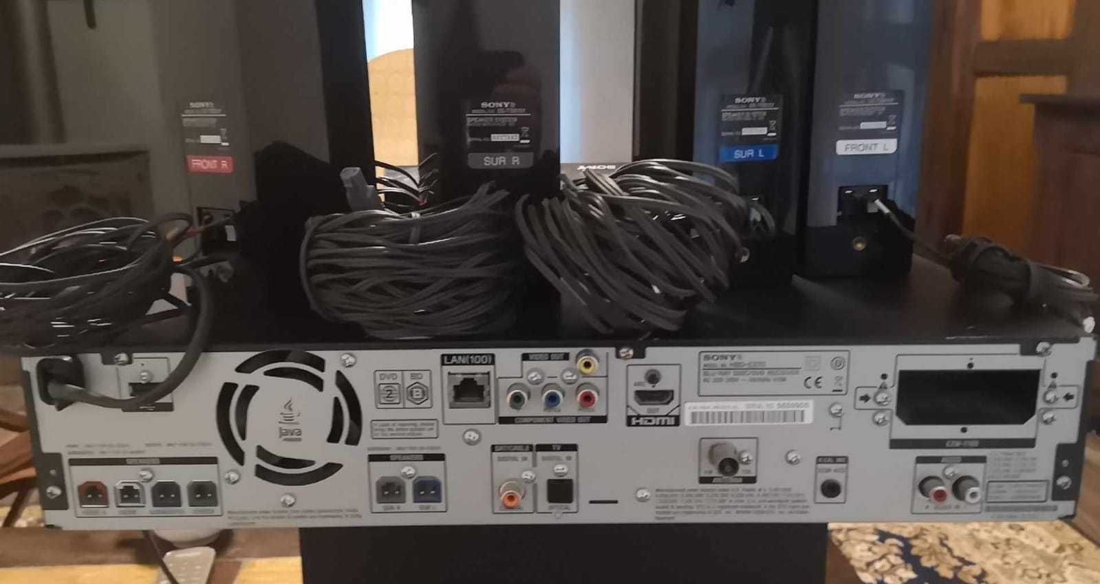 Vând sistem audio sony 5.1 de 1000w.