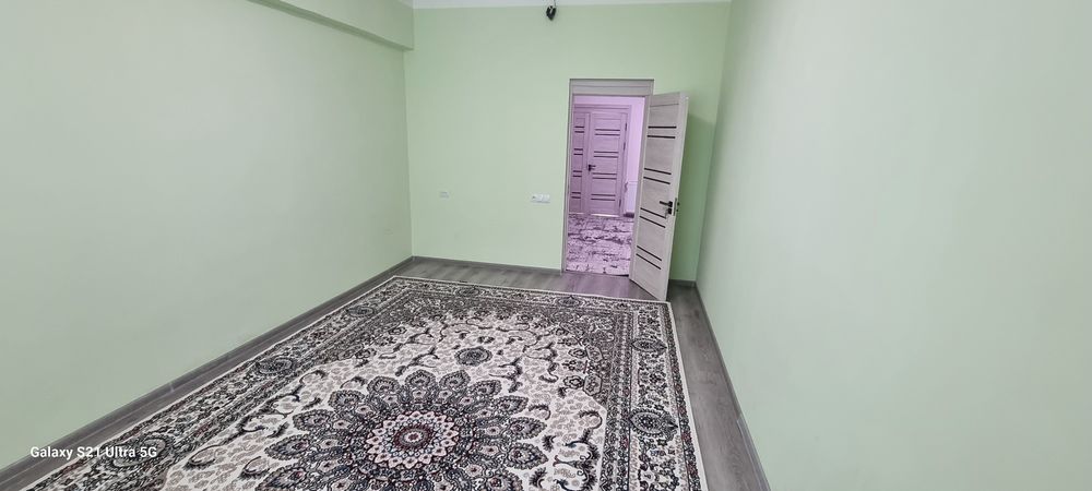 Zangiota tumani eshonguzarda 3 xonali uy sotiladi. sotiladi