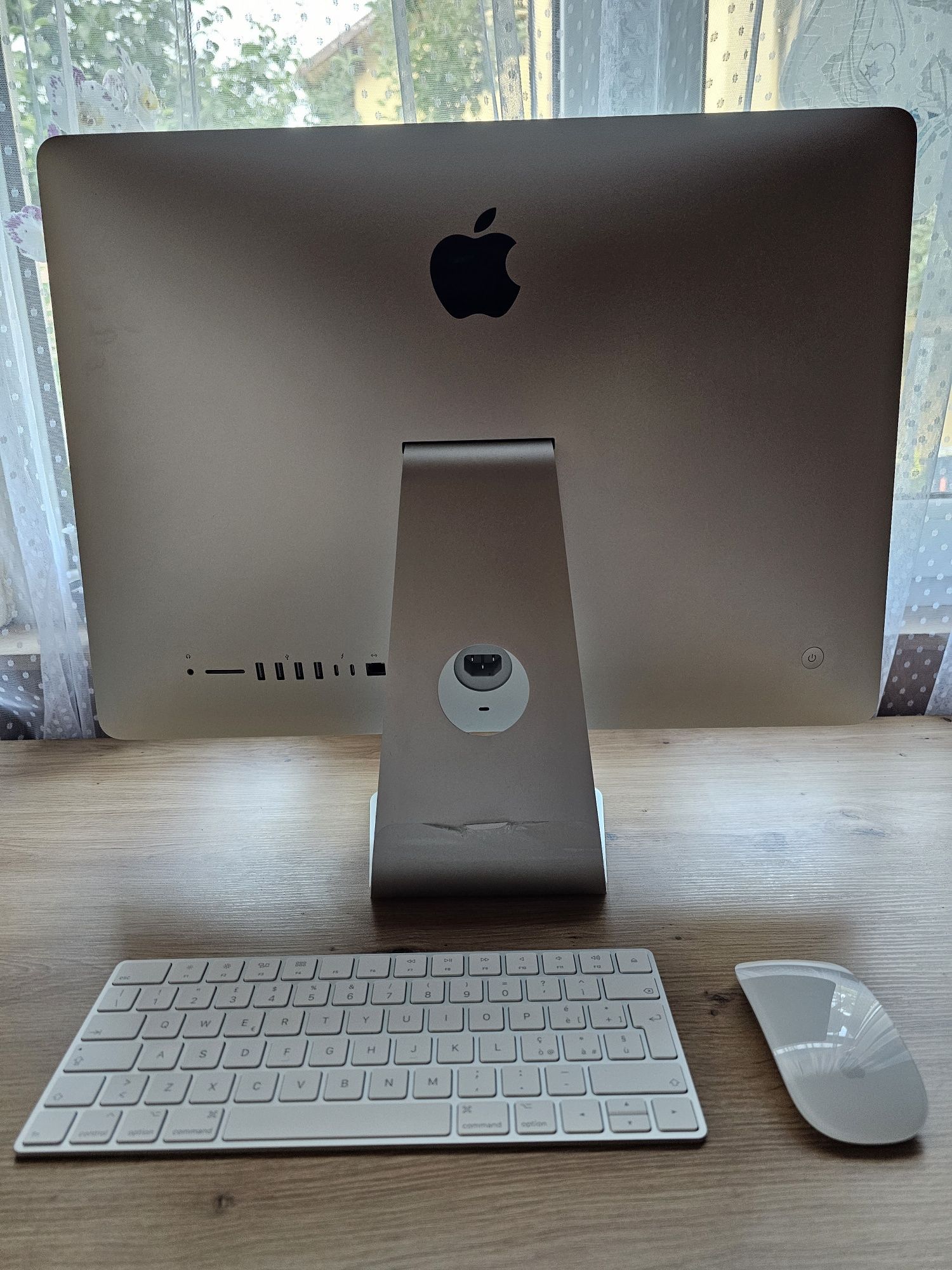 iMac 21.5-inch, 2017