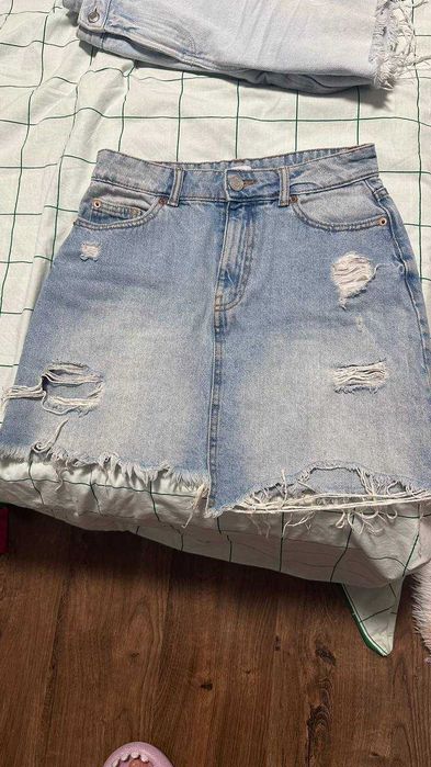 панталони, пола и шорти