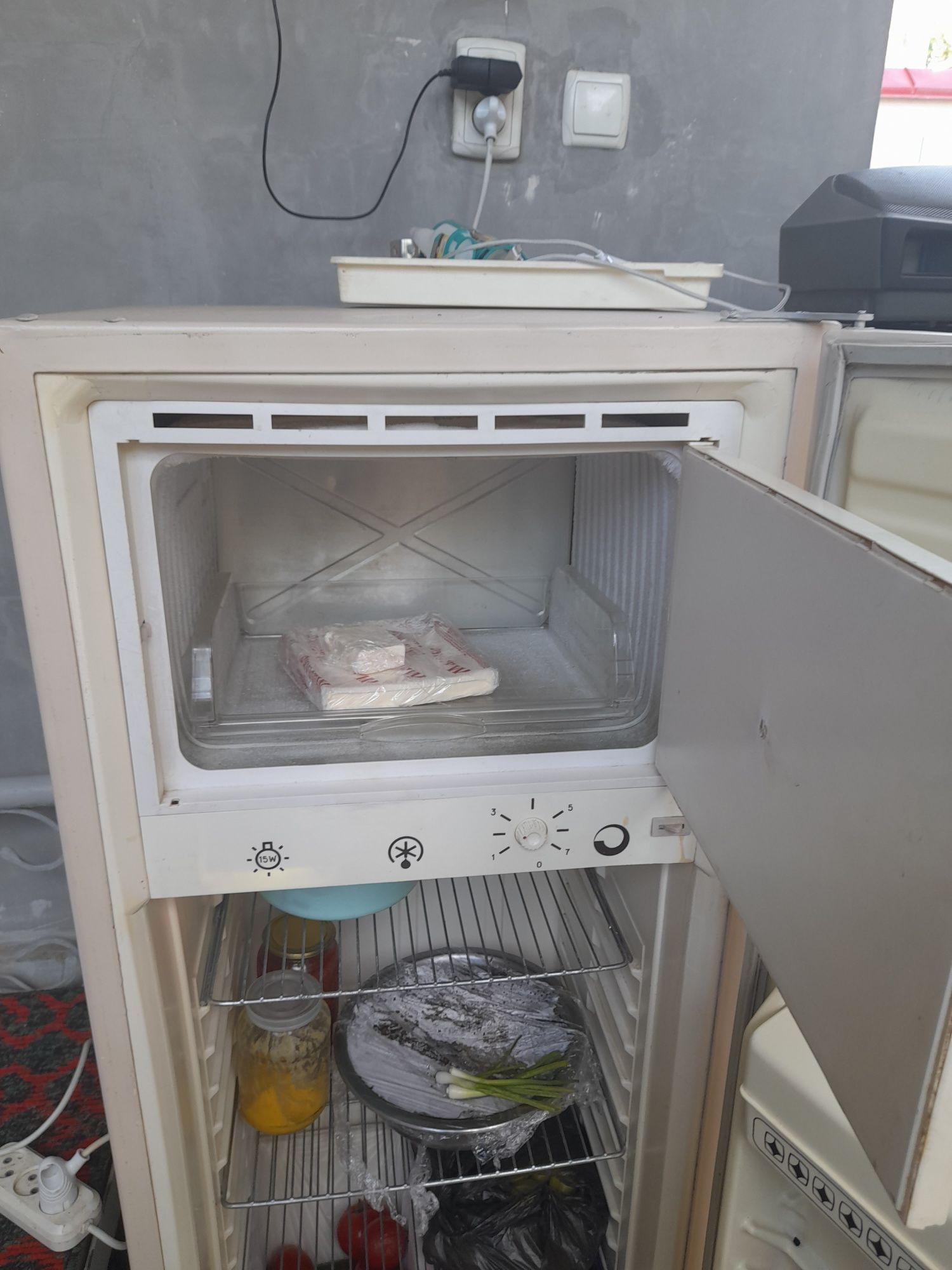 Продается холодильники в отличном состояние
