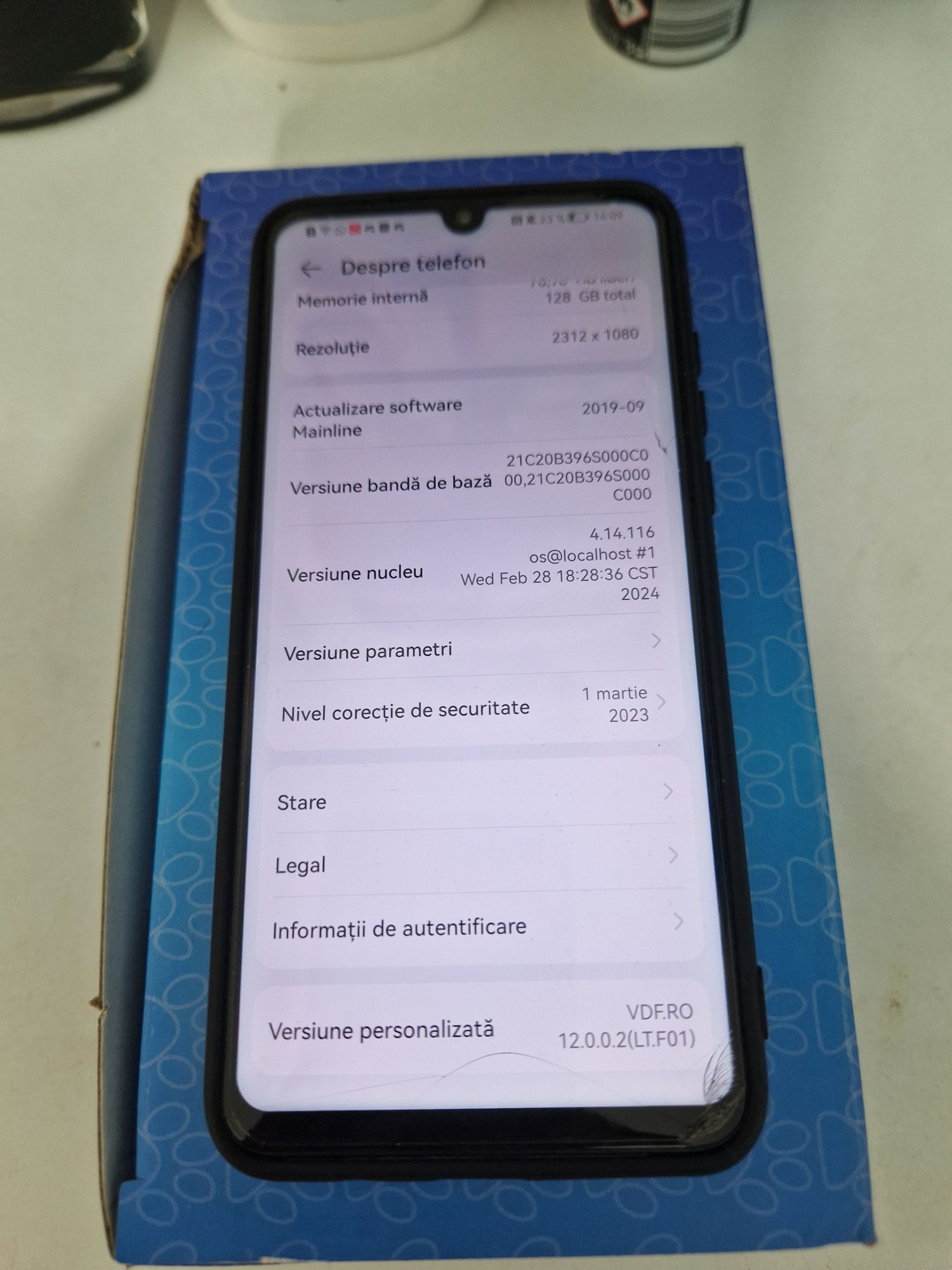 Huawei P30 Lite 128GB - Funcționează perfect, doar folia spartă!