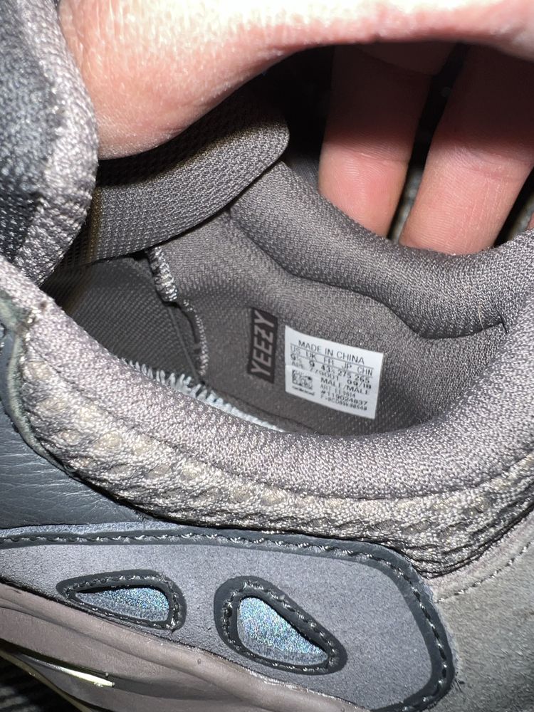 Adidas Yeezy Boost 700  Mauve 2018