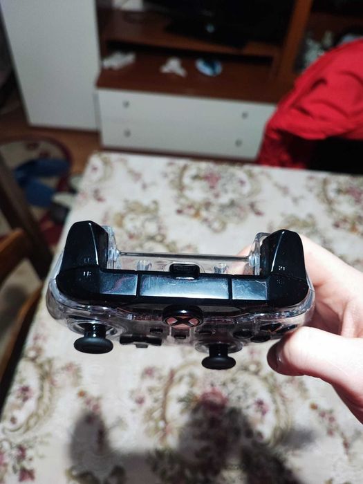 Controller cu fir PDP Afterglow Xbox One stare perfectă.