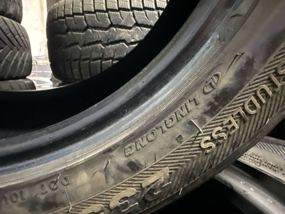 Зимние автошины Ling Long 235/55R19 Ice 15
