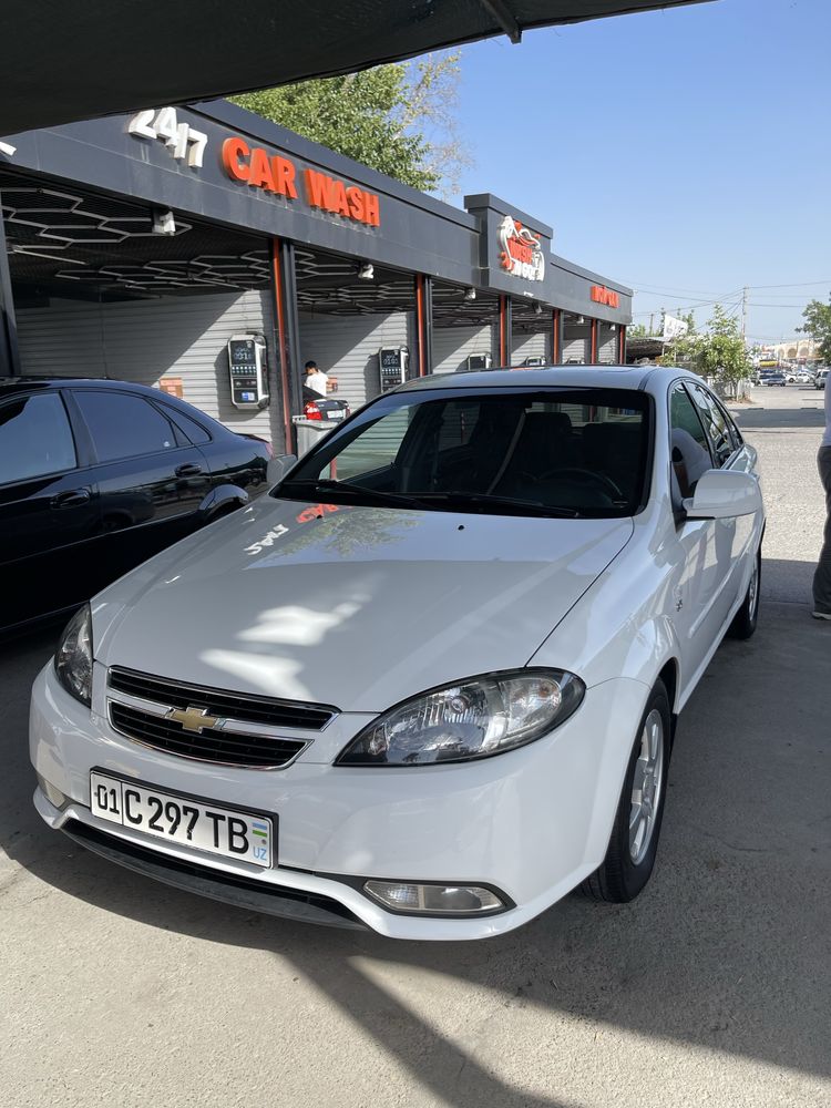 Продаётся Gentra Lacetti