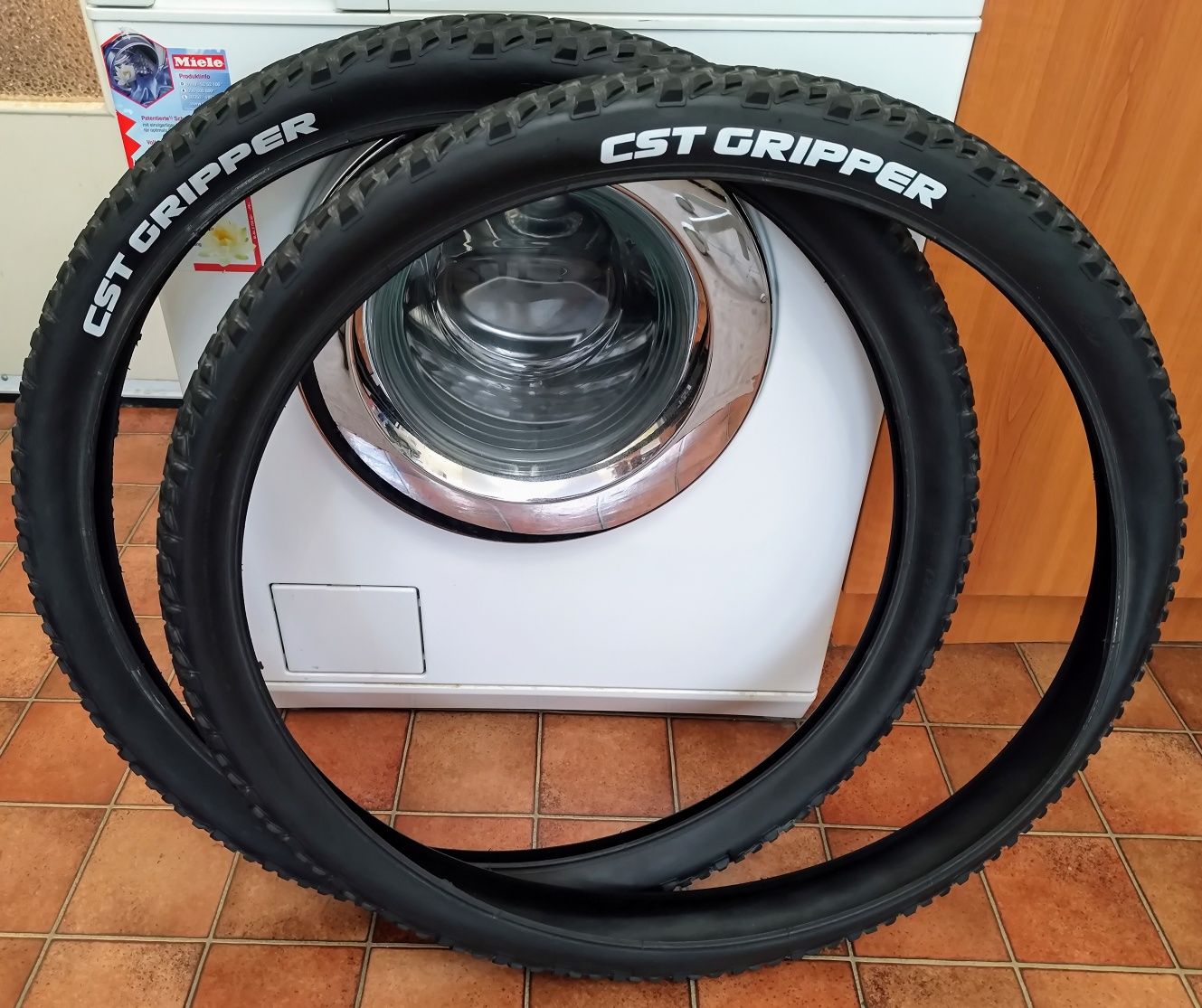 Външни гуми за планински велосипед - CST Gripper 29x2.25 (57-622)
