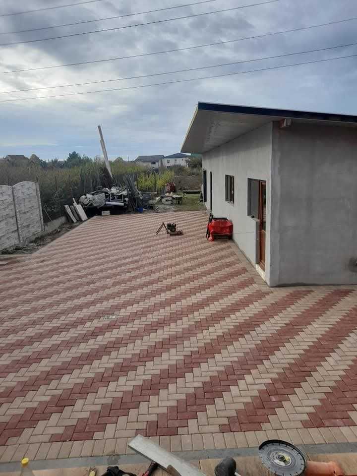 Montaj pavele ori unde in tara