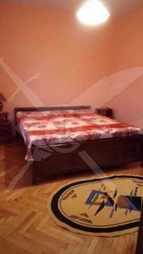 Тристаен апартамент под наем в Кючук Париж 1751511