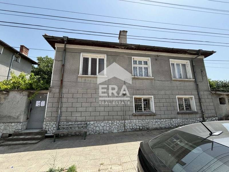 ЕРА Имоти Хасково Продава Къща в С. Ябълково!