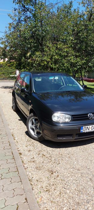 VW Golf 4  1.4 16v