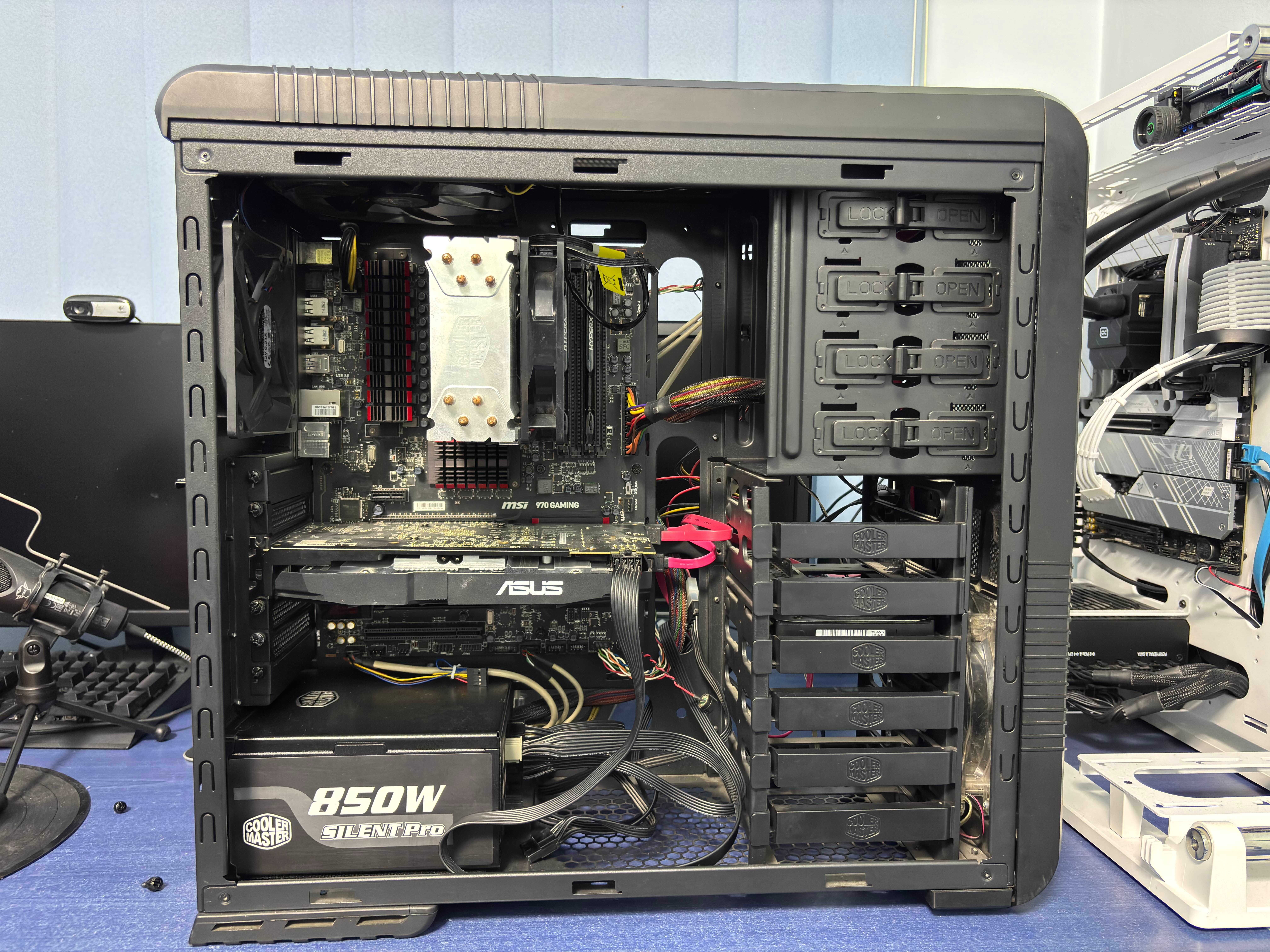 MSI 970 Gaming/AMD FX-8350/Hyper 212 EVO/2x Kingston Hyper FURY8GBDDR3
