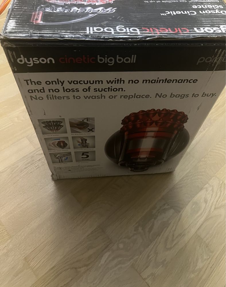 Dyson big ball parquet пылесос (CY-22)