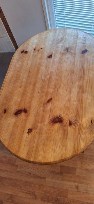 Дървена Масивна маса