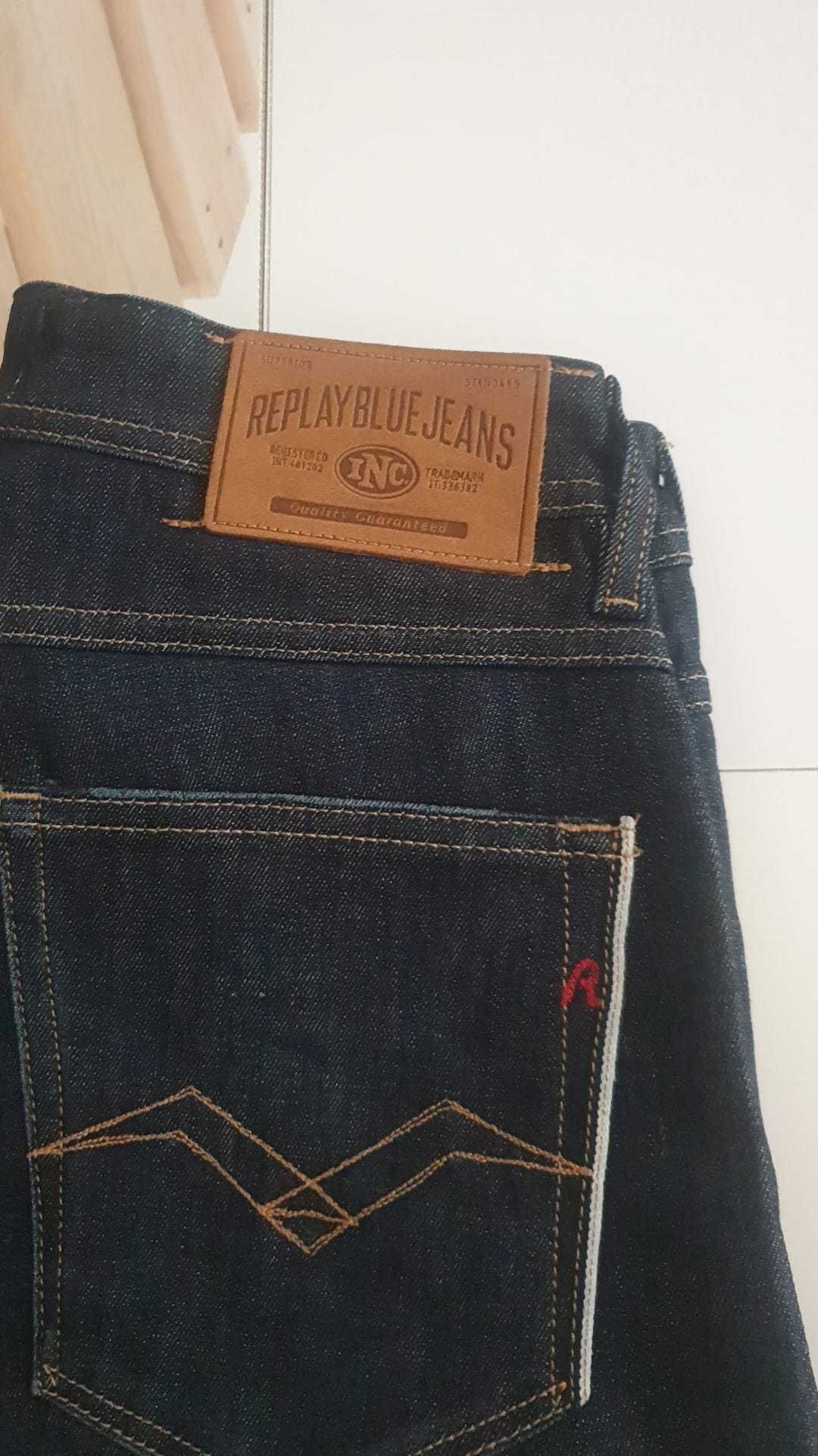 Vand blugi barbat Replay Jeans masura W30 / L32 originali noi.