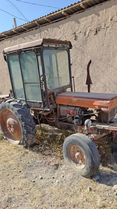 Traktor   rtz. 28