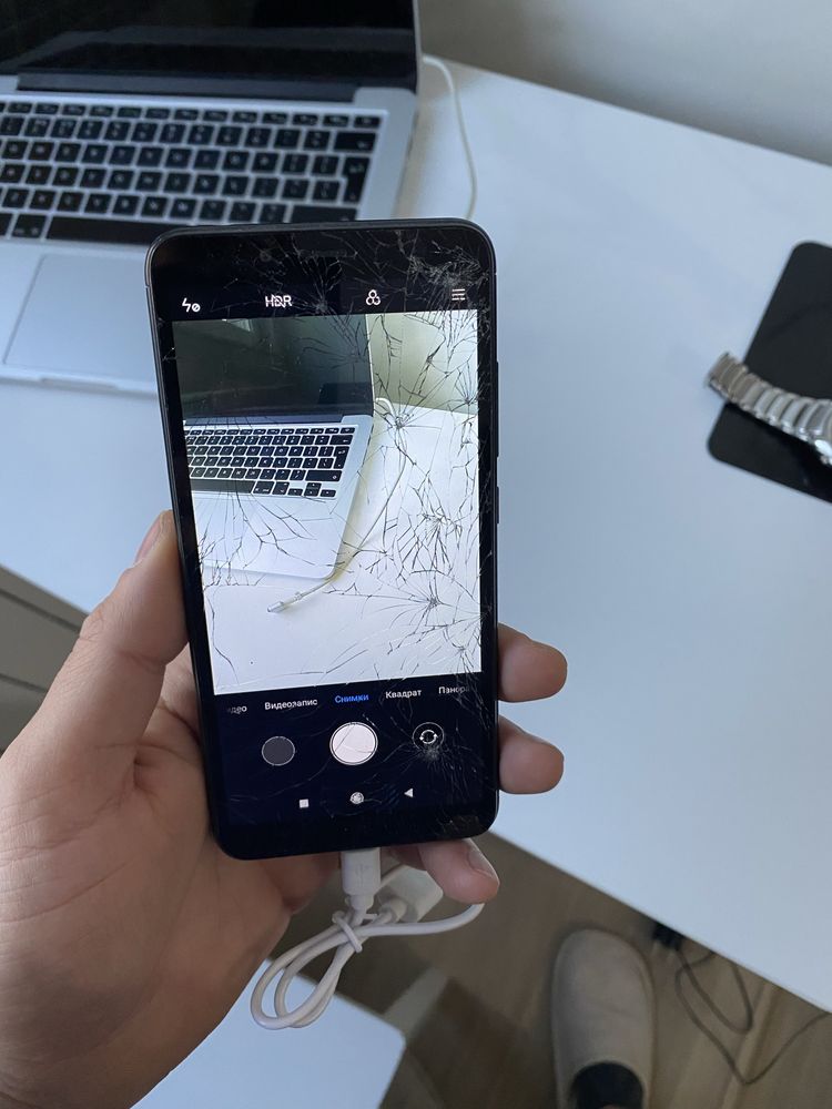 Huawei P9 lite счупен стъкло