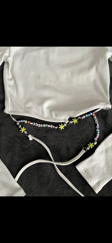 Bershka crop top с дълъг ръкав