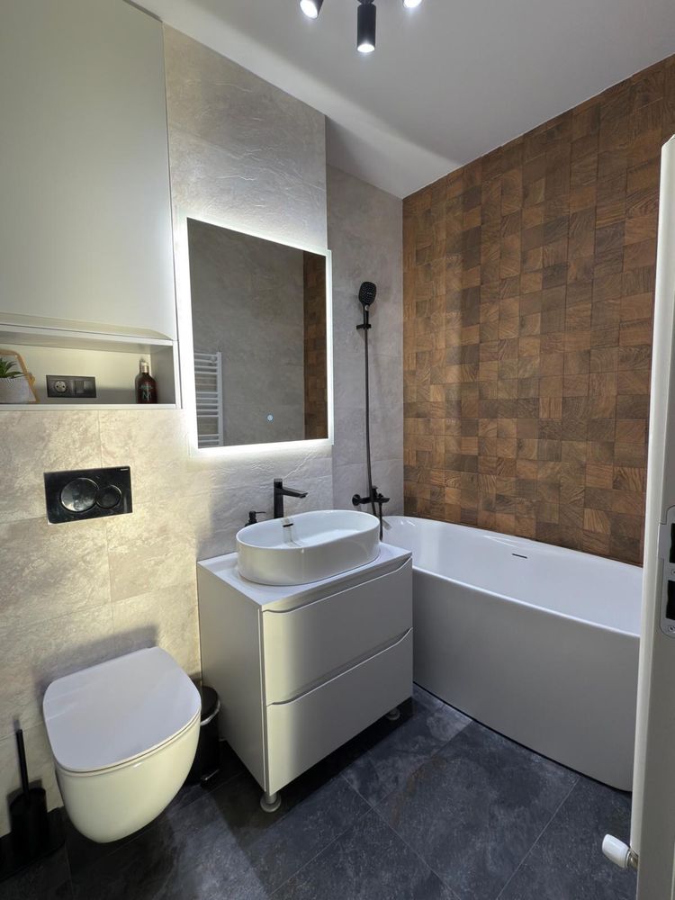 Apartament 3 camere Petrom Dambul Rotund