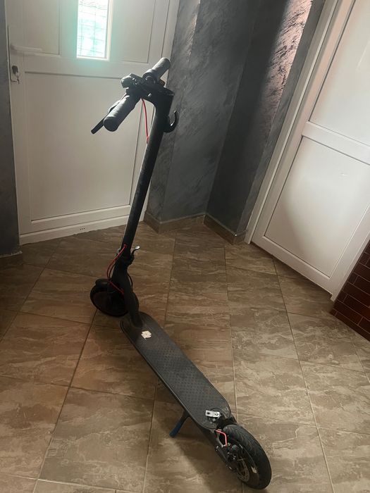 Trotineta electrică