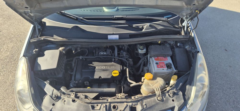 Opel corsa D 1.2
