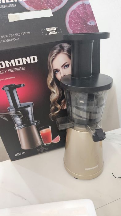 Соковыжималка Redmond