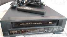 Video Player VHS ORION, telecomanda - in stare foarte buna si casete.
