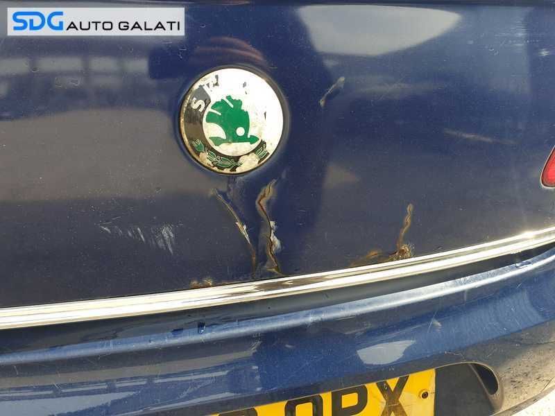 Capota Portbagaj cu DEFECT Goala Dezechipata Skoda Superb 2 Hatchback Berlina 2008 - 2013 Culoare 4711