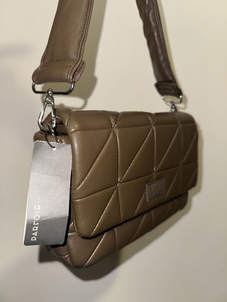 Дамски чанти Zara / Parfois