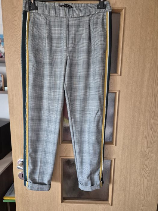Pantaloni Zara S