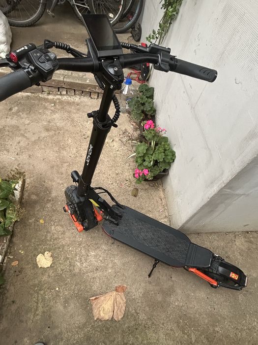 Vând trotinetă electrică Joyor s10-s