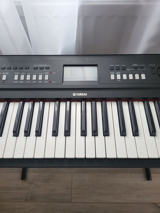 Pianina  Pian digital Orga Yamaha NP-V80