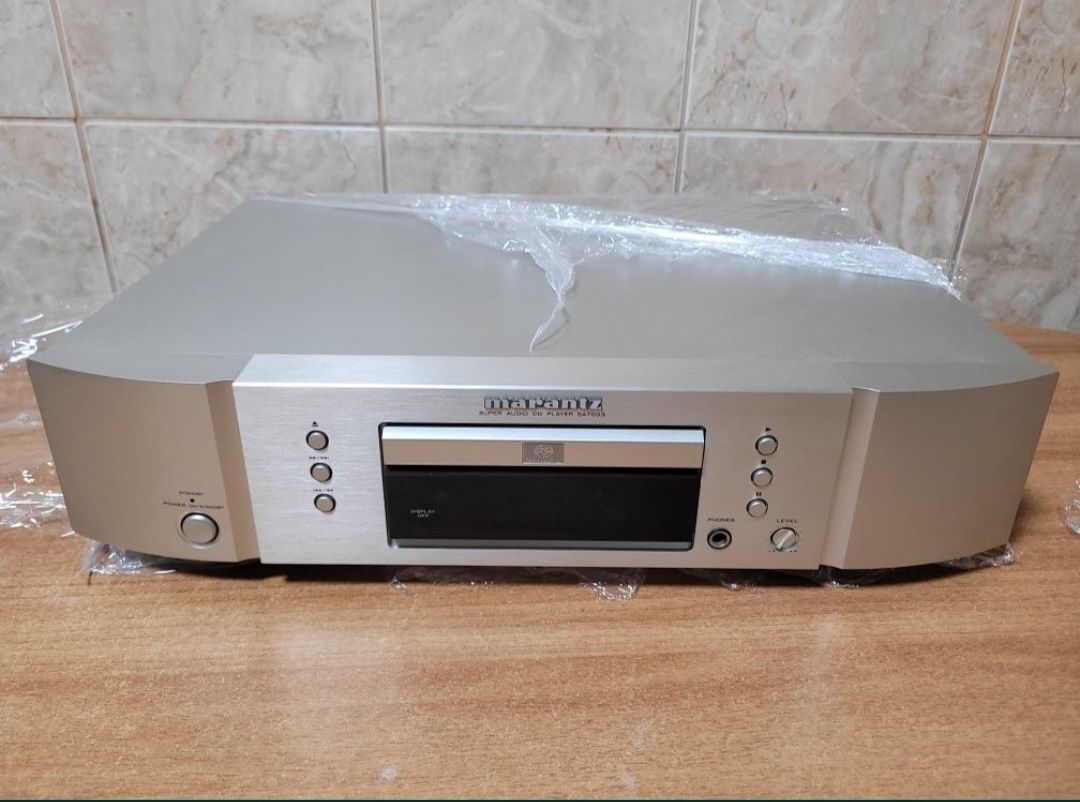 Marantz SA7003,2020 2215B,,1504 Philips CD204